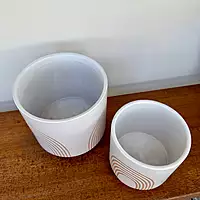 Asha Pot - 6.75" x 7.5" - White