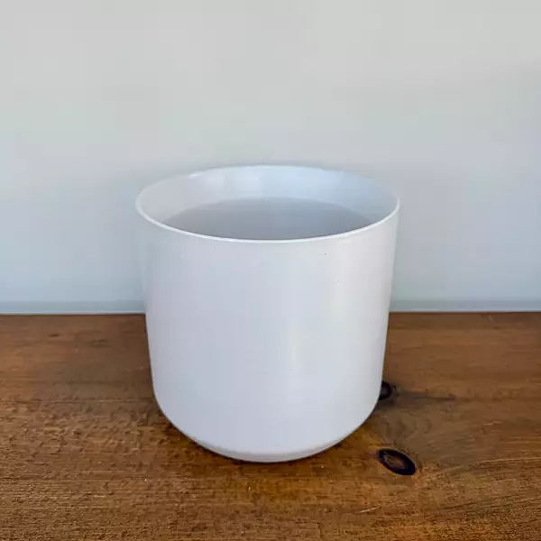 Kendall Pot - 7" x 6.75" - White
