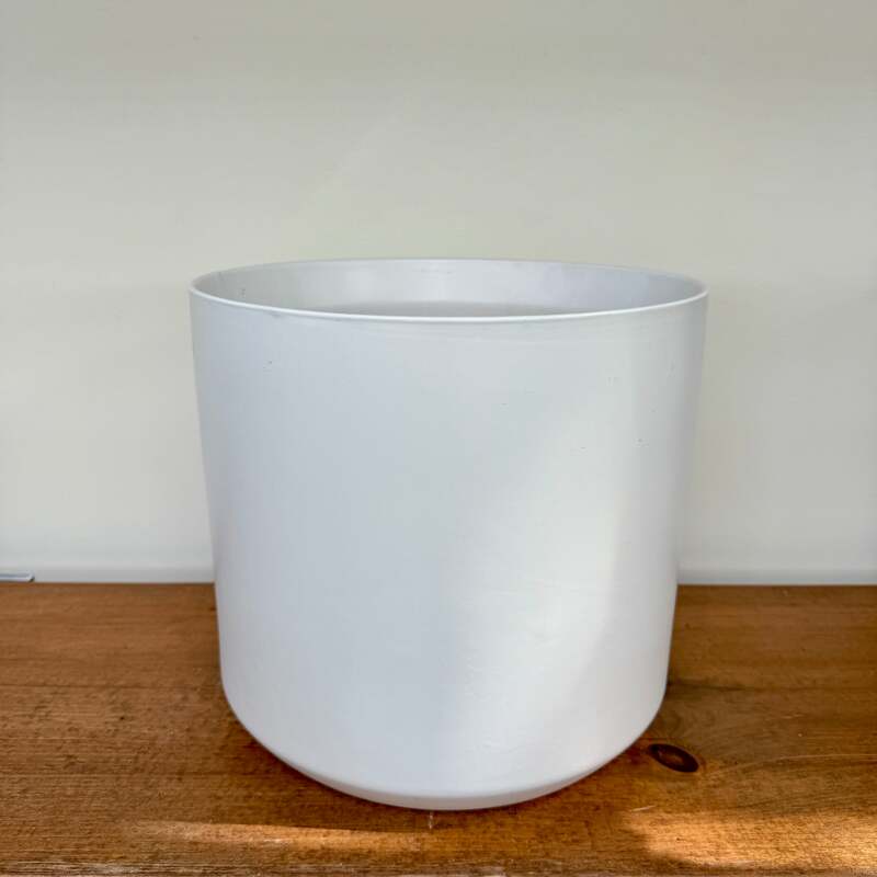Kendall Pot - 10.75" x 10" - White
