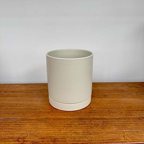 Romey Neutral Pot with Saucer - 5"x 5.75" - Tan