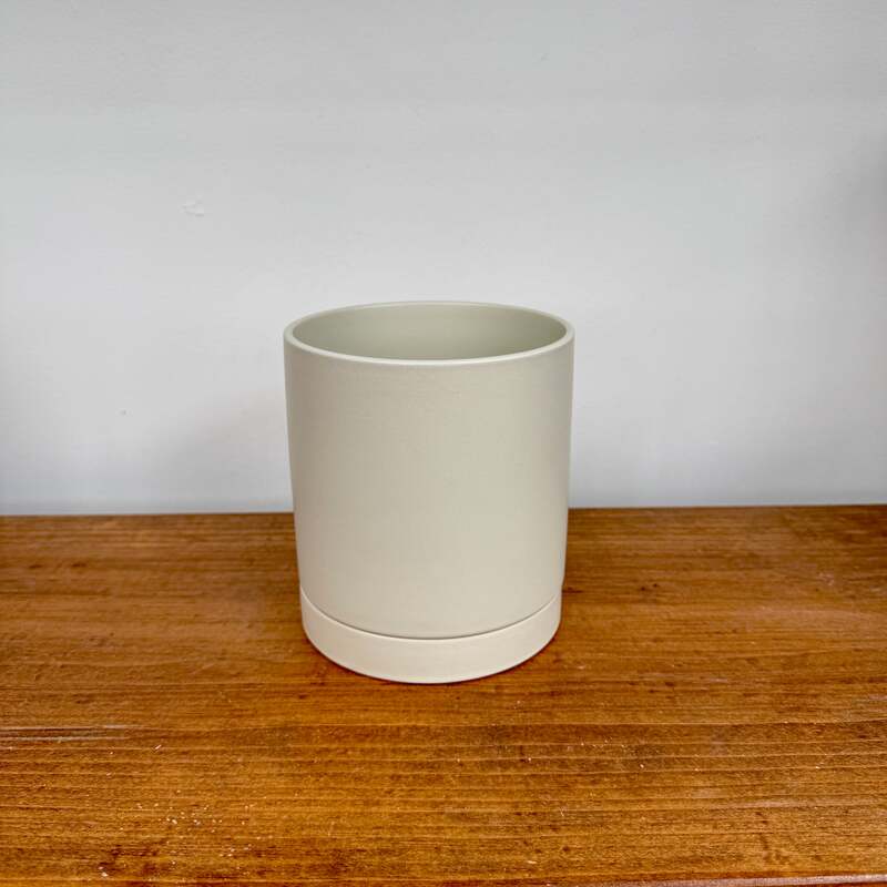 Romey Neutral Pot with Saucer - 5"x 5.75" - Tan
