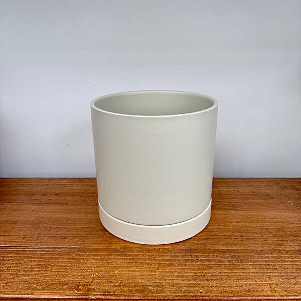 Romey Neutral Pot with Saucer - 7"x 7" - Tan