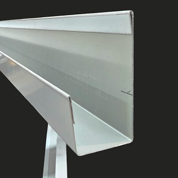 Moulure en « J » en Acier – Blanc (26 Gauge)