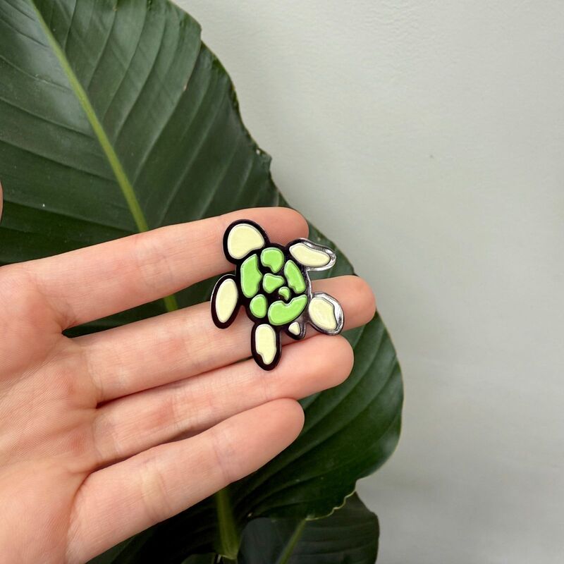 Aquatopia Turtle Pin