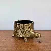 Tommie Turtle Pot - 8.75" x 6.5" x 4.75"