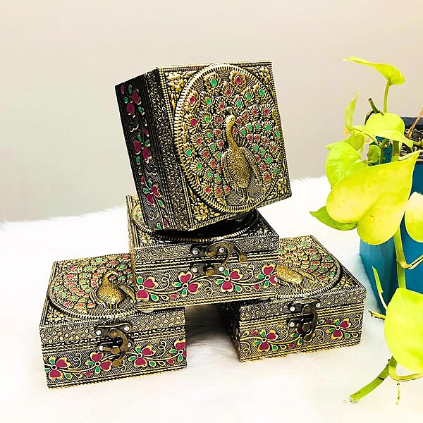 Minakari jewelry box (Pecock) 1 pcs