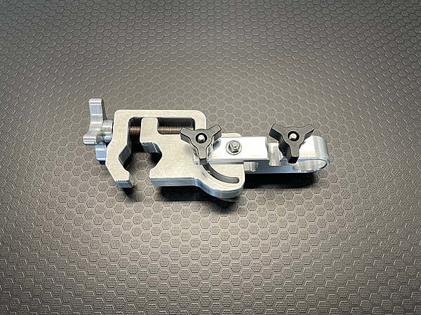 JAWS 6100 GUNWALE CLAMP POUR POLE ARCLAB