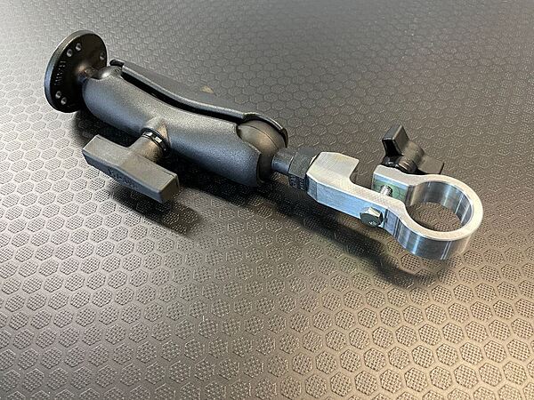 PG-5000 RAM mount pour pole ArcLab PDSF:139.00$ PG-5000 RAM mount pour pole ArcLab PDSF:139.00$
